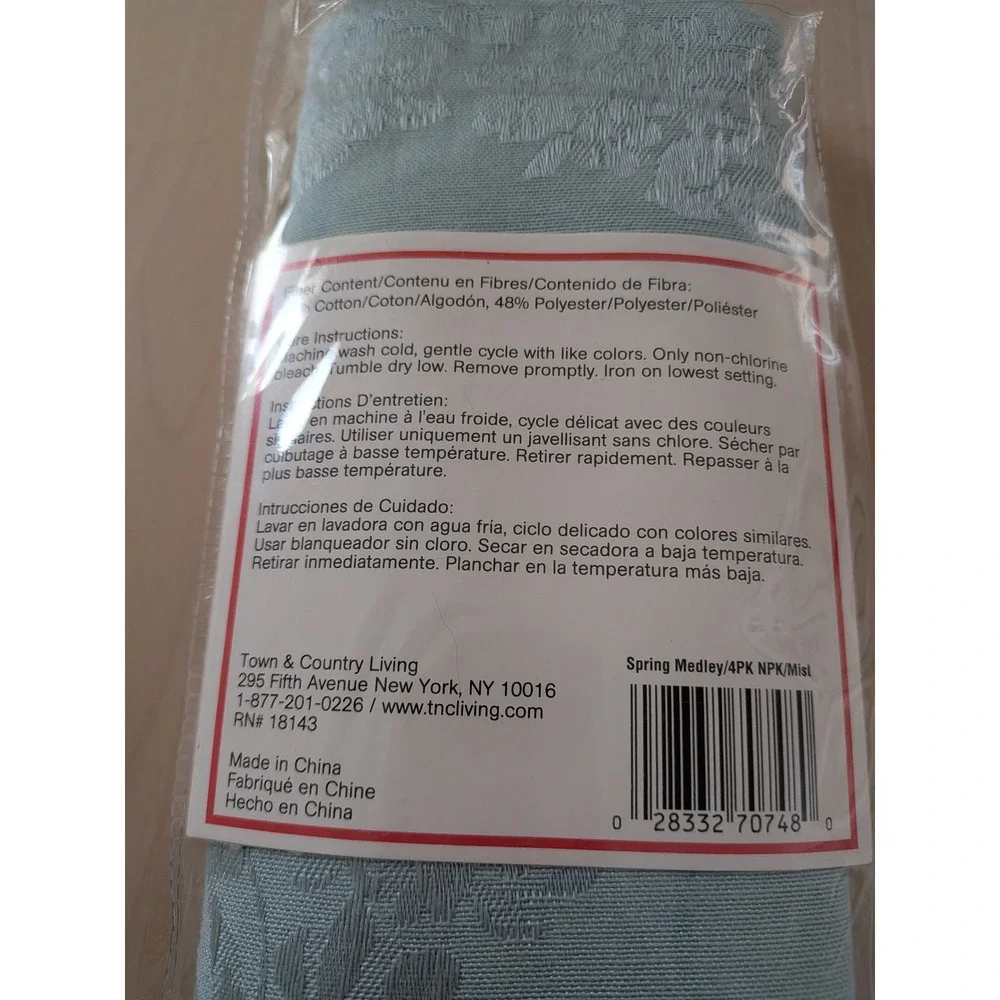 Spring Medley Mist Blue Reversible Damask Floral Napkins Set of 4 17x17 New